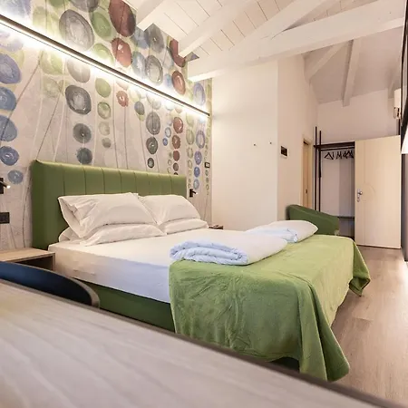 Di Garda Hotell 3*