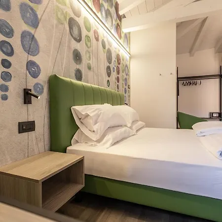 Di Garda 말세진느